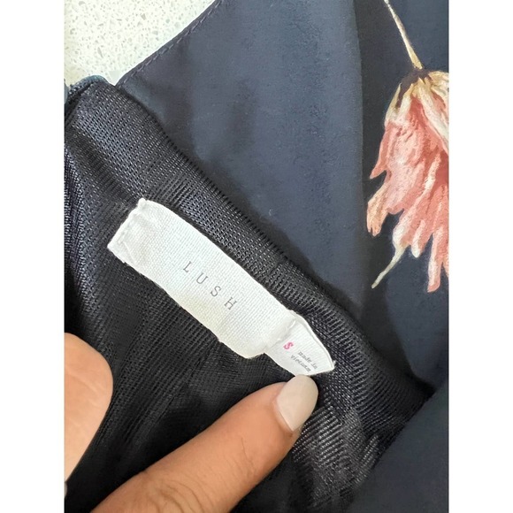 LUSH Floral Surplice Maxi Dress Side Slit Open Back Deep V Neck  S - Picture 7 of 9